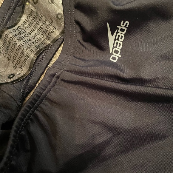 BNWT Women’s Speedo One Piece Swimwear - Picture 6 of 7